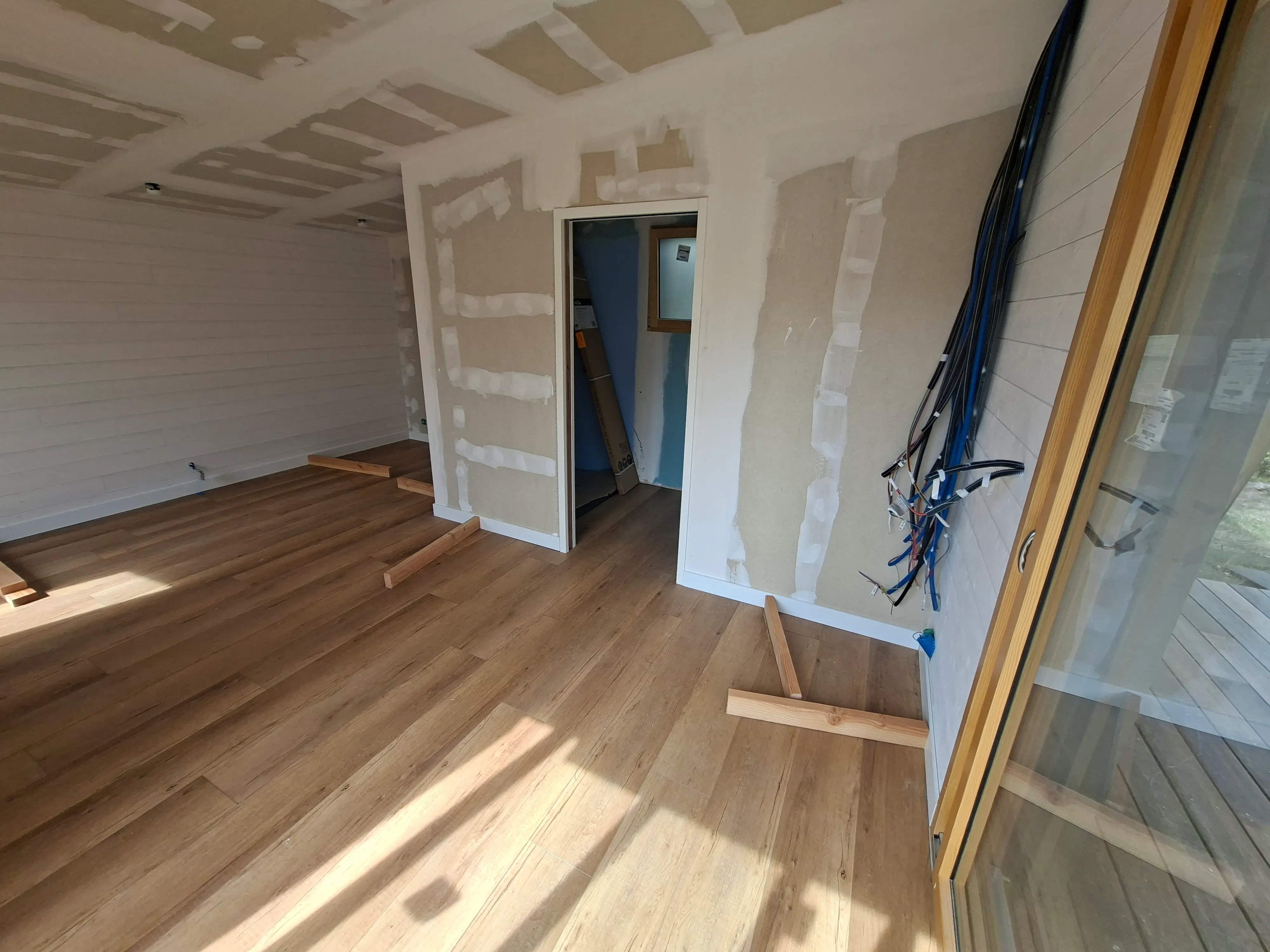 Volume intérieur du studio de jardin en bois