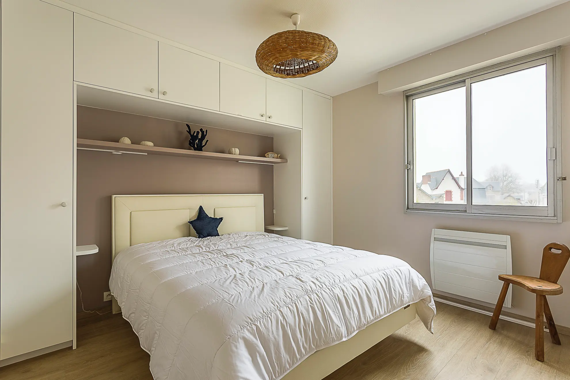 Chambre apaisante aménagée par Archi DKO